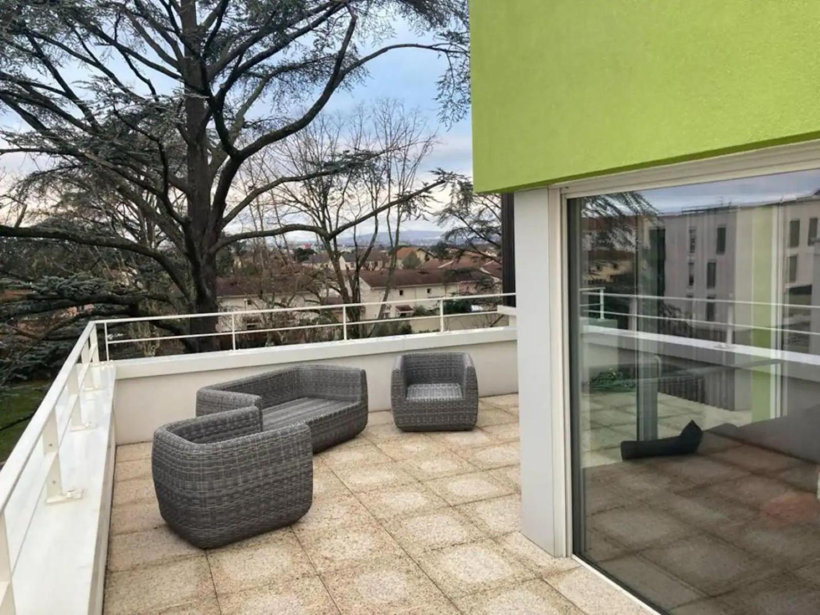 Standing 3 Chambres, Parkings, Terrasse Meyzieu Exterior foto